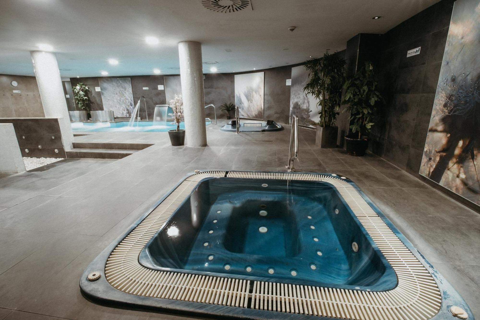 Azz Asturias Langrehotel & Spa Langreo Exterior photo