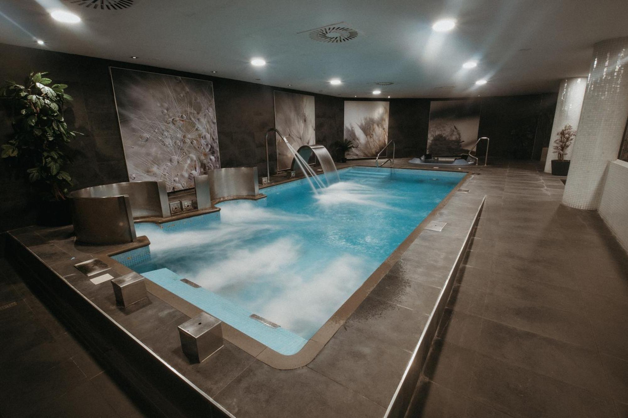 Azz Asturias Langrehotel & Spa Langreo Exterior photo